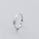 925 Sterling Silver Fresh Sweet Branch Leaf Temperament Personality Fashion Female Trendy Resizable Opening Rings SRI025