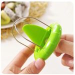 Hot Sale Mini Fruit Kiwi Cutter Peeler Slicer Kitchen Gadgets Tools Kiwi peeling tools For Pitaya Green 29