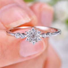 Luxury Female Flower Snowflake Ring 100% Real 925 Sterling Silver Wedding Band Ring Promise Love Engagement Rings For Women