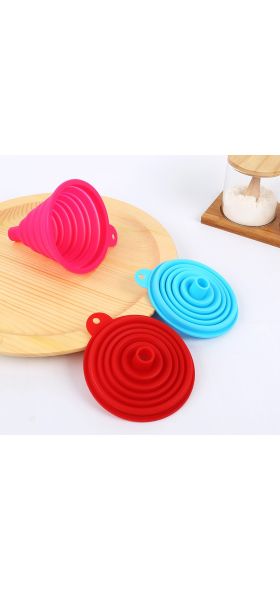 1pcs Mini Foldable Funnel Silicone Collapsible Funnel Folding Portable Funnels Be Hung Household Liquid Dispensing Kitchen Tools
