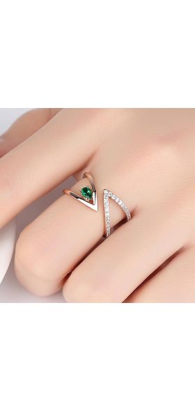 Beiver Rose Gold Color AAA+ Cubic Zircon CZ Cluster V Letter Open Size Finger Ring