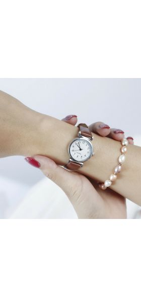 Classic Women's Watches Casual Quartz Leather Strap Band Watch Round Analog Clock Wrist Watches