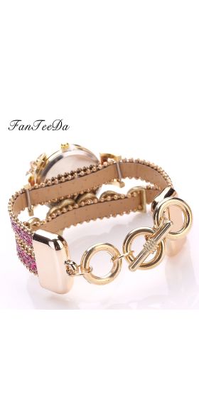 FanTeeDa Top Brand Women Bracelet Watches Ladies Love Leather Strap Rhinestone Quartz Wrist Watch Luxury Fashion Quartz Watch